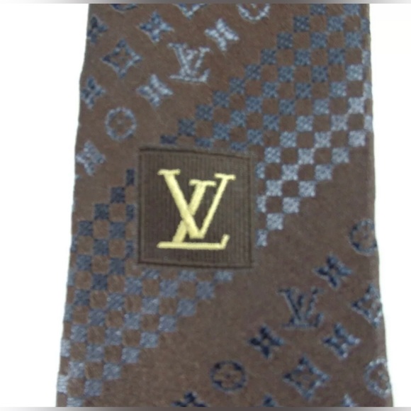 LOUIS VUITTON Monogram Silk Tie 😍 - Picture 6 of 10